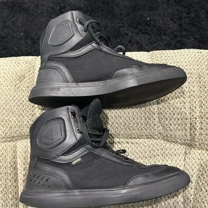 Dianese Size 10 Street Darker G